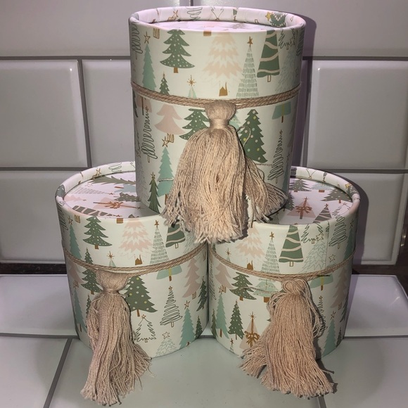 3 Jar Holiday Candle Set - Picture 3 of 4